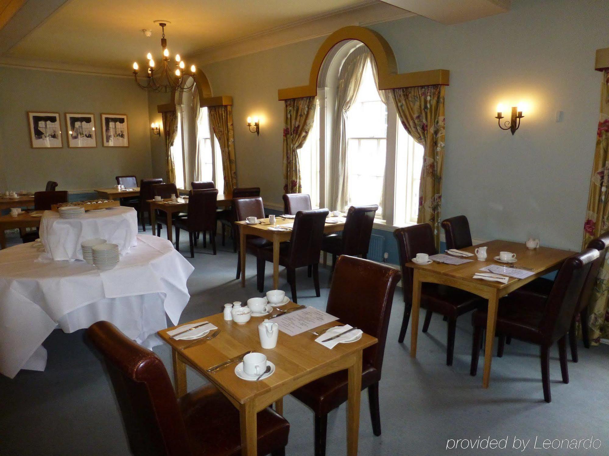 The Bear Hotel ديفايزيس المظهر الخارجي الصورة