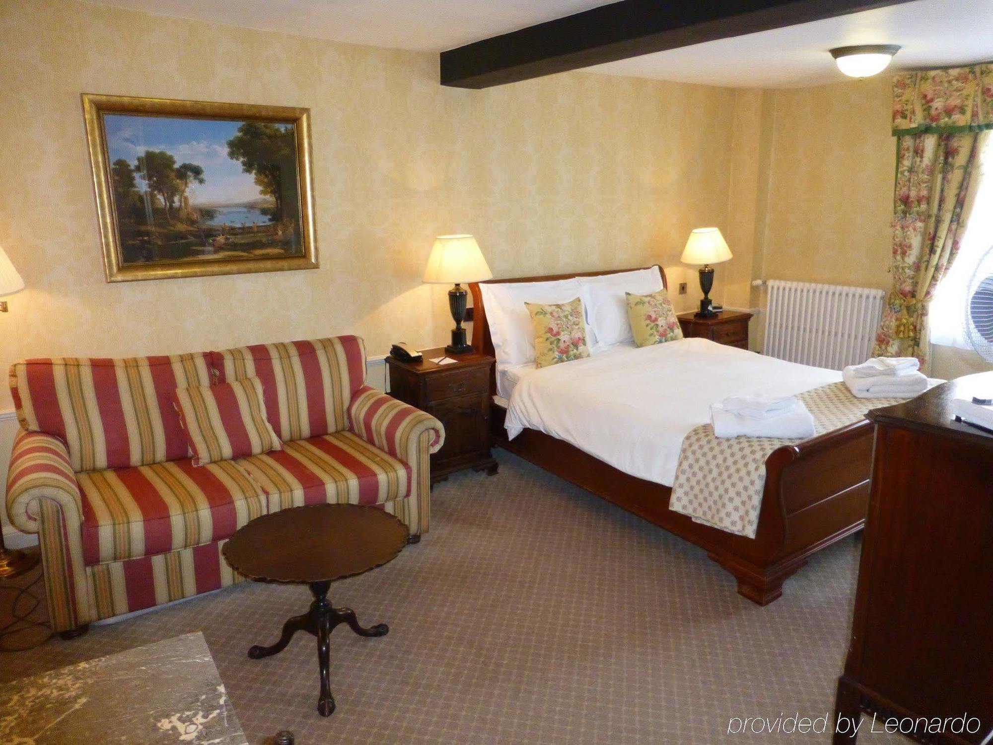 The Bear Hotel ديفايزيس المظهر الخارجي الصورة