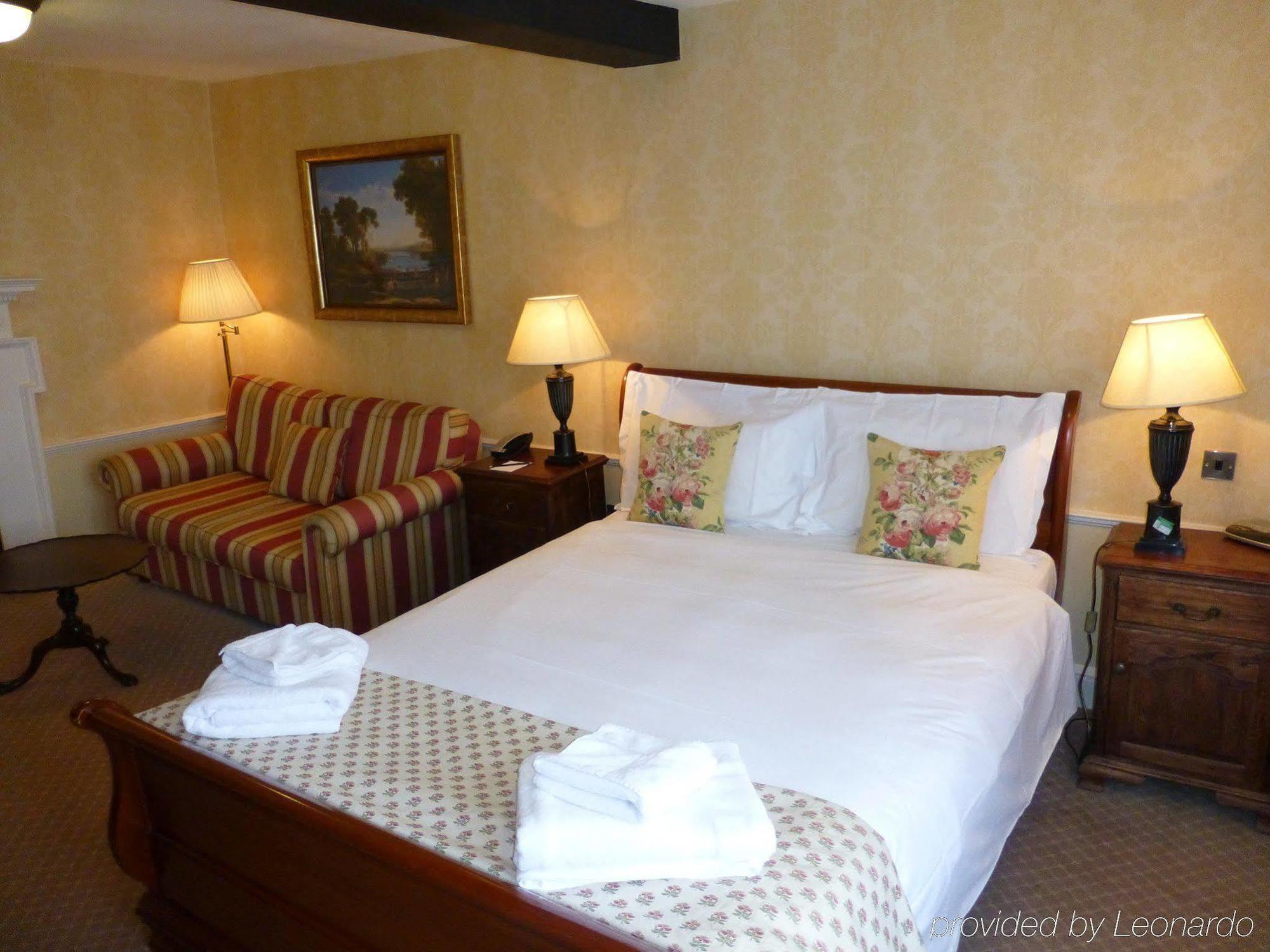 The Bear Hotel ديفايزيس المظهر الخارجي الصورة
