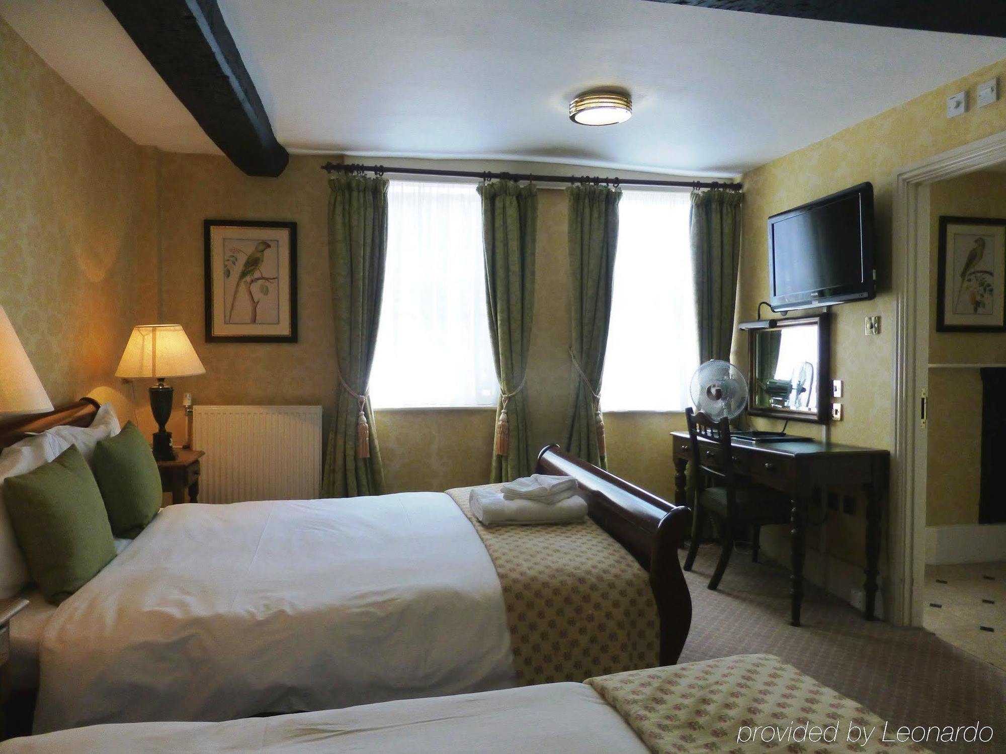 The Bear Hotel ديفايزيس المظهر الخارجي الصورة